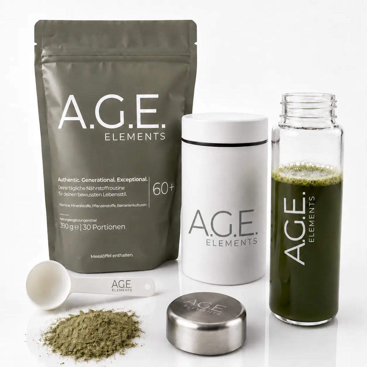 A.G.E. Elements 60+ Pouch mit Dose, Glasflasche mit grünem Drink, Messlöffel und Pulver